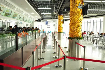 盤餐還是自助餐？這樣的食堂你喜歡嗎？